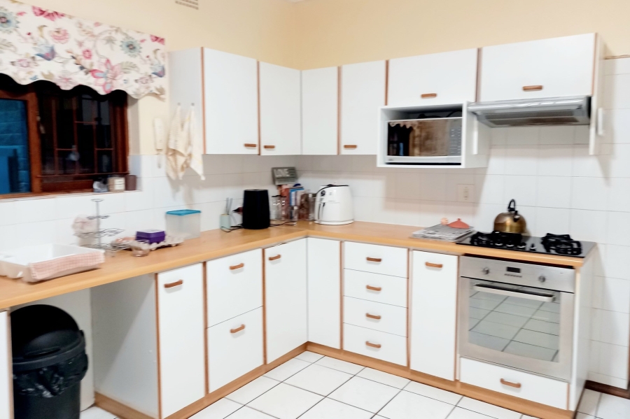 5 Bedroom Property for Sale in Vredenburg Western Cape
